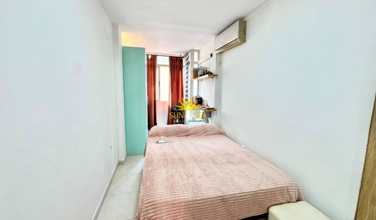 Apartamento de 1 habitación en Guardamar del Segura en alquiler vacacional - 500 € (Ref: 10021725)