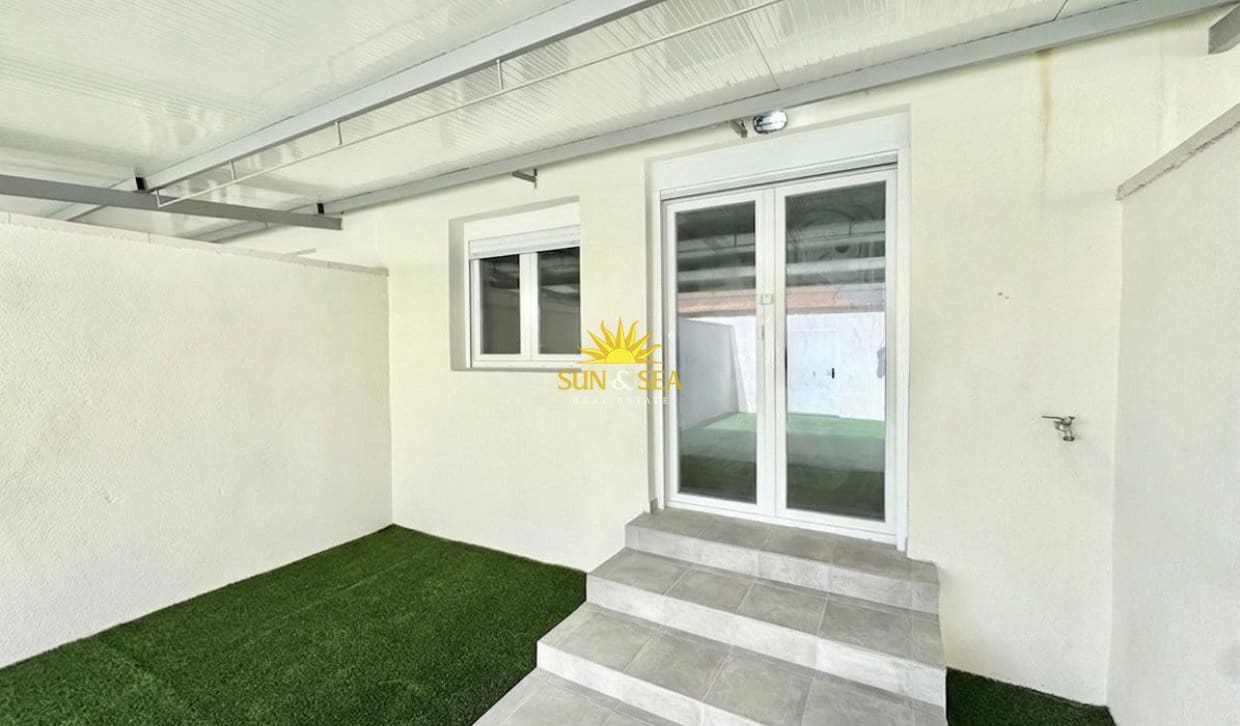 Estudio de 1 habitación en Orihuela en alquiler - 530 € (Ref: 10021726)