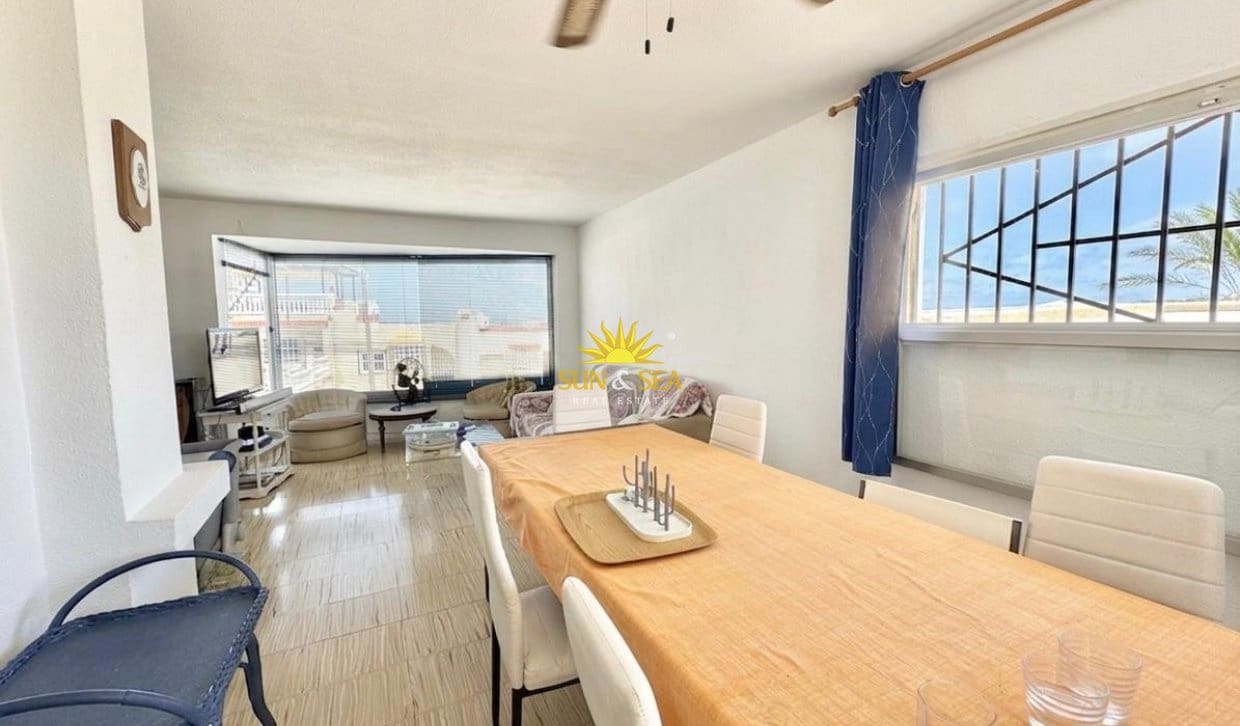 6 bedroom Villa for holiday rental in Torrevieja with garage - € 1,250 (Ref: 10022955)