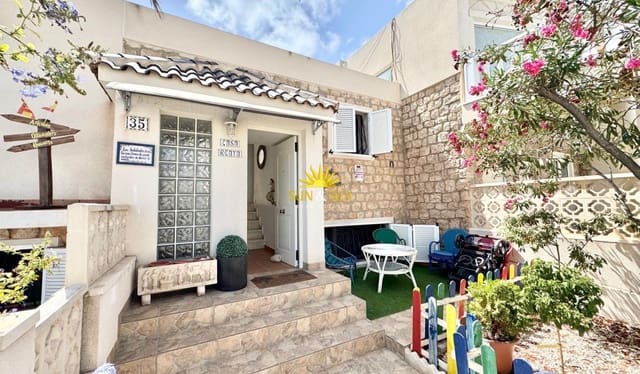 Chalet de 6 habitaciones en Cabo Cervera, Torrevieja en alquiler vacacional con garaje - 1.250 € (Ref: 10022955)