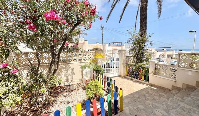 Chalet de 6 habitaciones en Cabo Cervera, Torrevieja en alquiler vacacional con garaje - 1.250 € (Ref: 10022955)