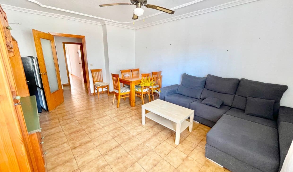 3 bedroom Apartment for rent in Los Cuarteros with garage - € 750 (Ref: 10022956)