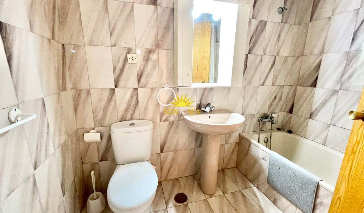 3 bedroom Apartment for rent in Los Cuarteros with garage - € 750 (Ref: 10022956)