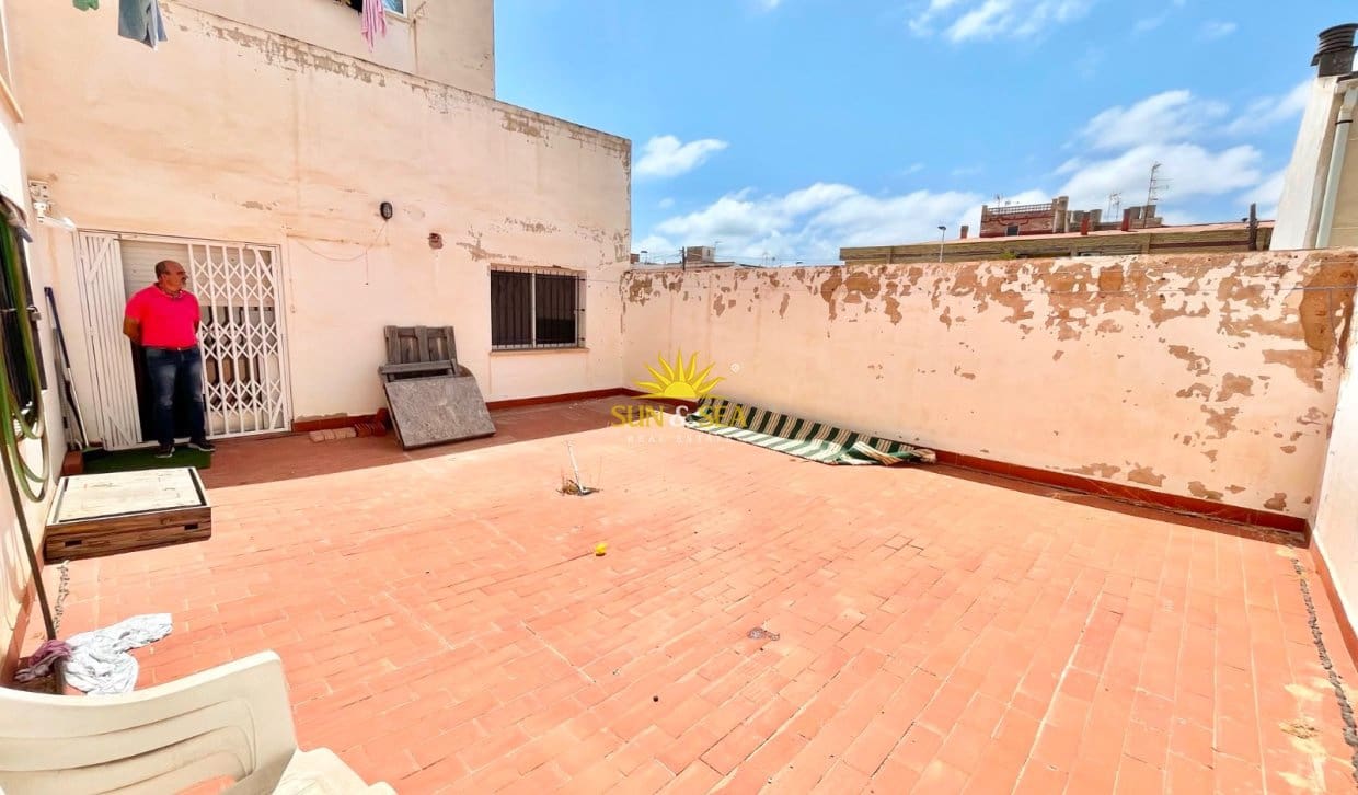 3 bedroom Apartment for rent in Los Cuarteros with garage - € 750 (Ref: 10022956)