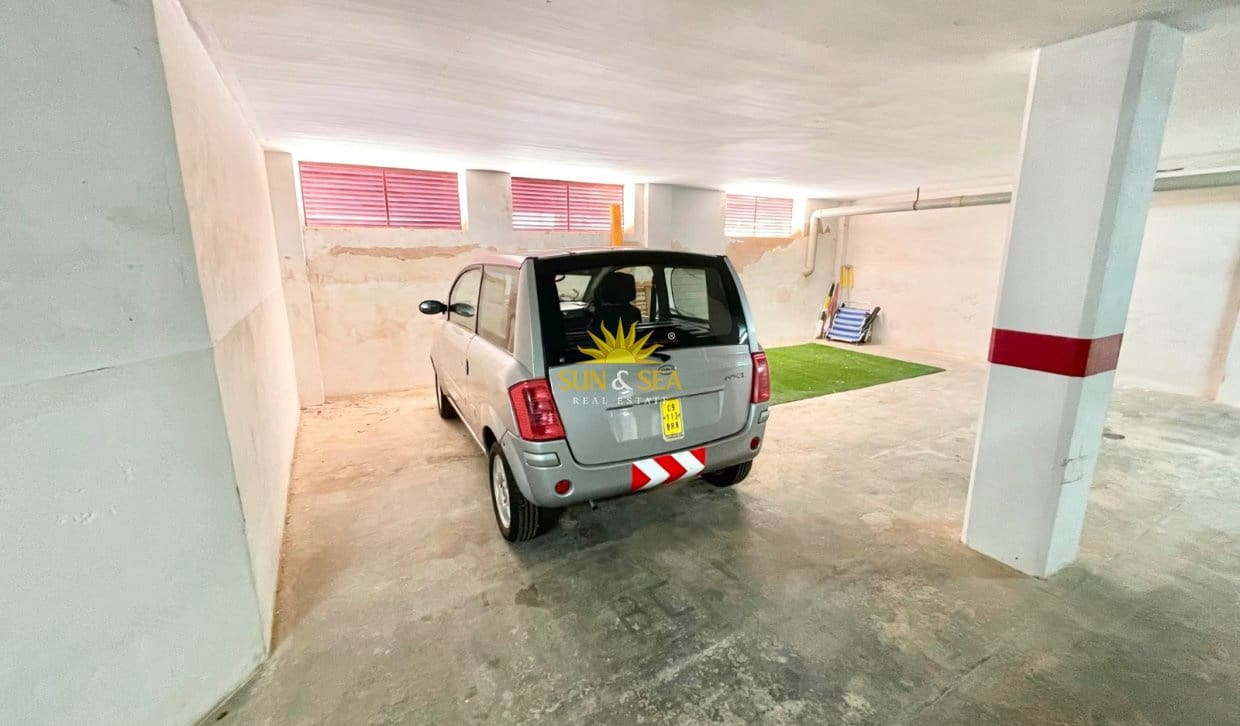 3 bedroom Apartment for rent in Los Cuarteros with garage - € 750 (Ref: 10022956)