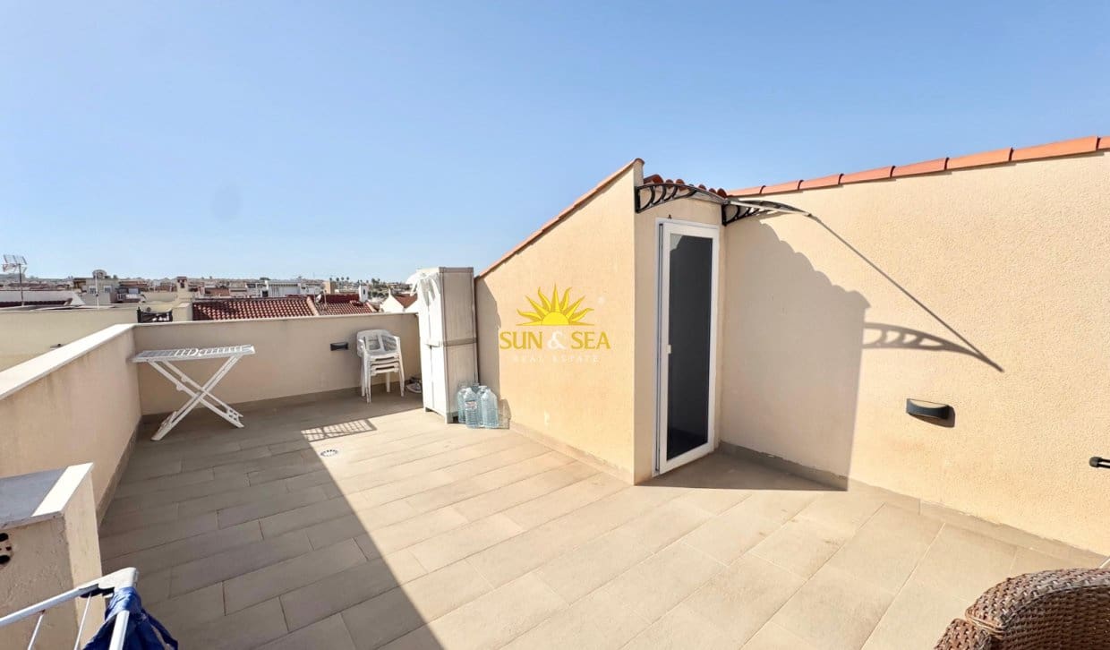 1 soveværelse Byhus til leje i Torrevieja - € 890 (Ref: 10023155)