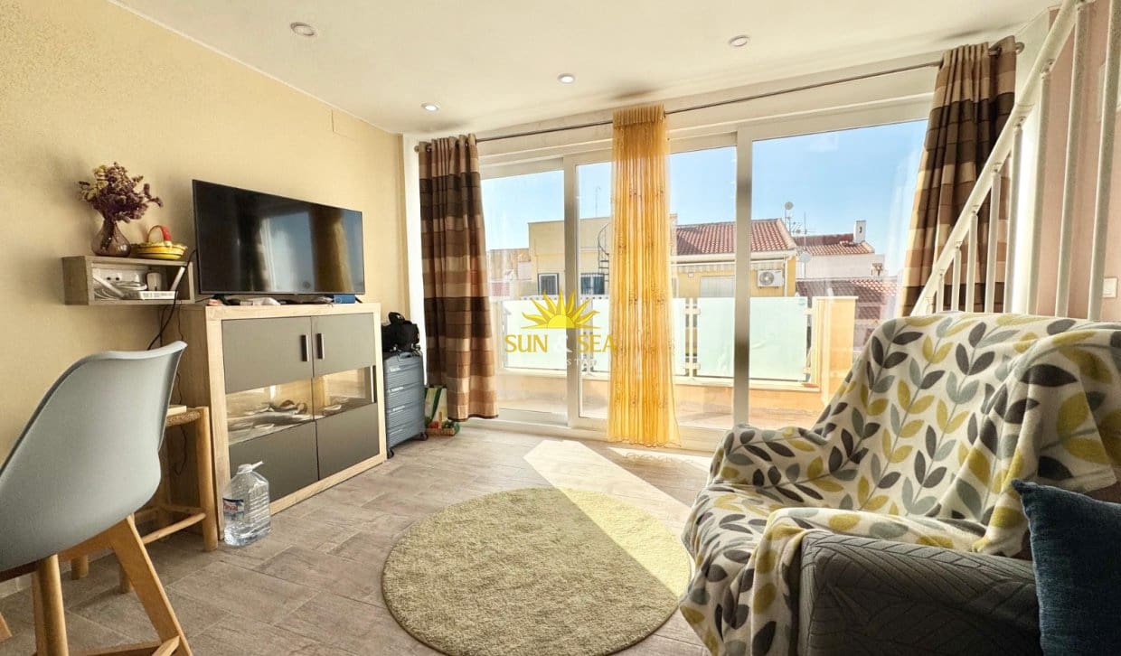 1 soveværelse Byhus til leje i Torrevieja - € 890 (Ref: 10023155)