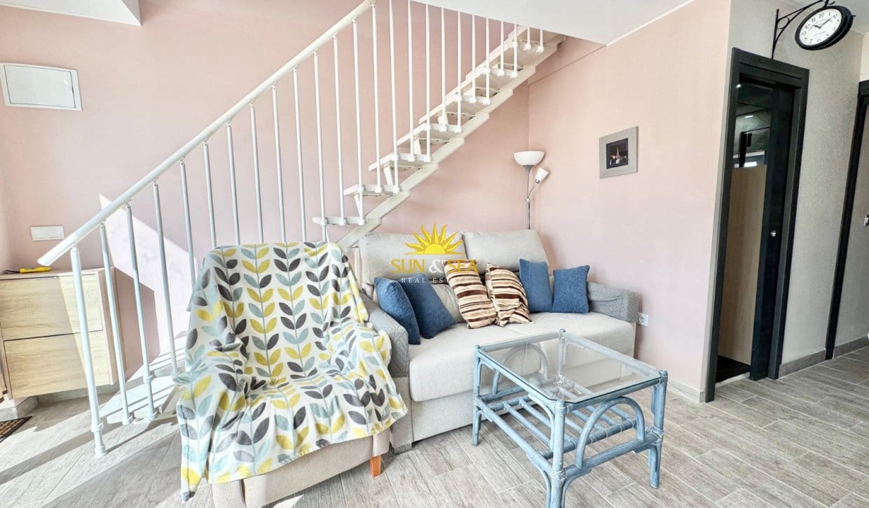 1 soveværelse Byhus til leje i Torrevieja - € 890 (Ref: 10023155)