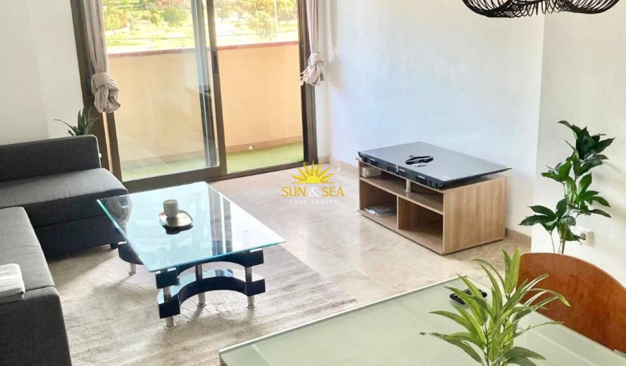 Apartamento de 3 habitaciones en Alicante / Alacant ciudad en alquiler con garaje - 1.350 € (Ref: 10023156)