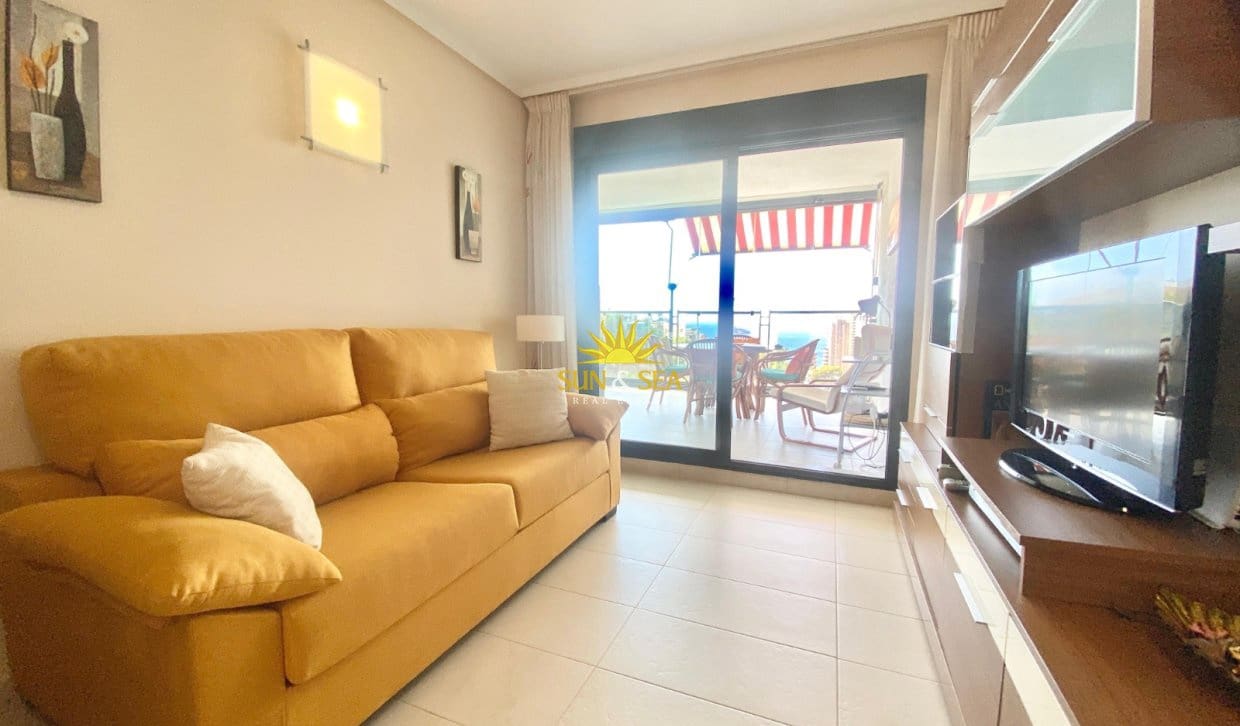 2 quarto Apartamento para arrendamento para férias em Benidorm com Garagem - 1 550 € (Ref: 10023157)