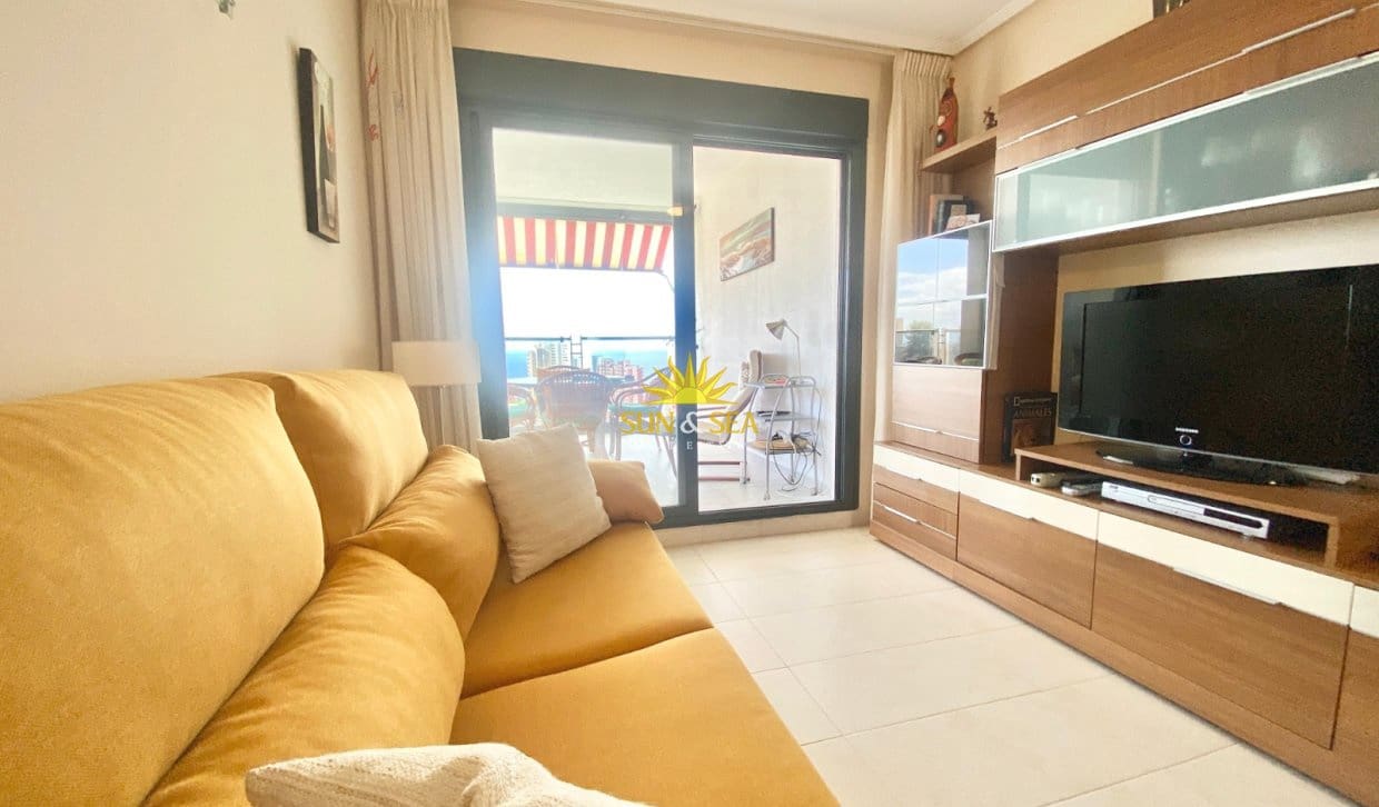 2 quarto Apartamento para arrendamento para férias em Benidorm com Garagem - 1 550 € (Ref: 10023157)