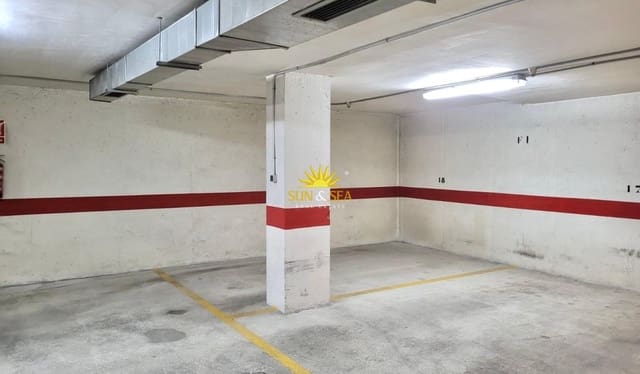 Garasje til leie i Centro - Muelle Pesquero, Torrevieja - € 100 (Ref: 10023286)