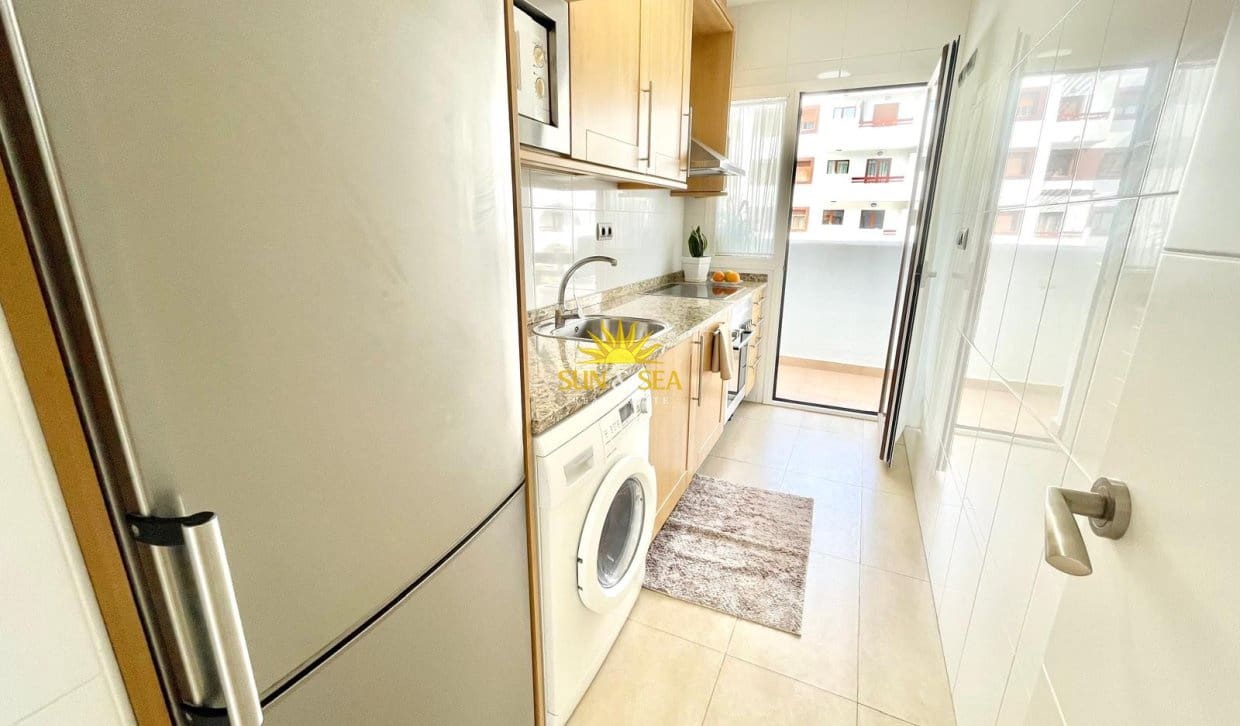1 bedroom Apartment for rent in Los Alcazares with pool - € 1,100 (Ref: 10023364)