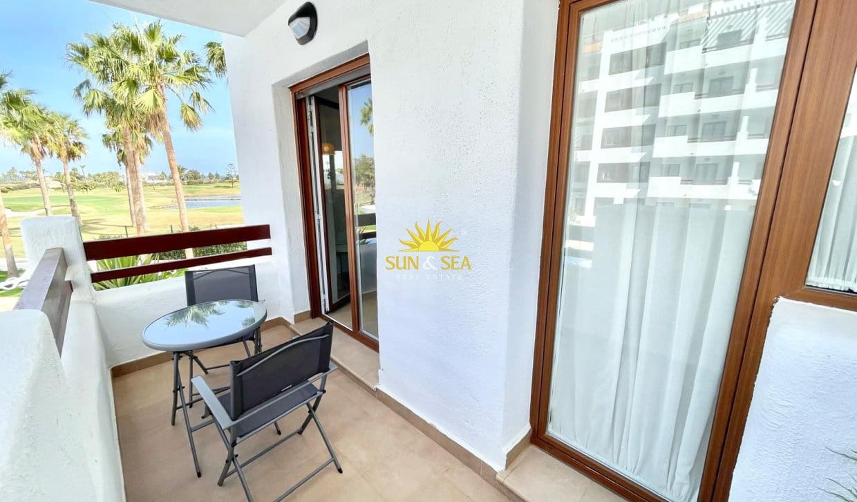 1 bedroom Apartment for rent in Los Alcazares with pool - € 1,100 (Ref: 10023364)