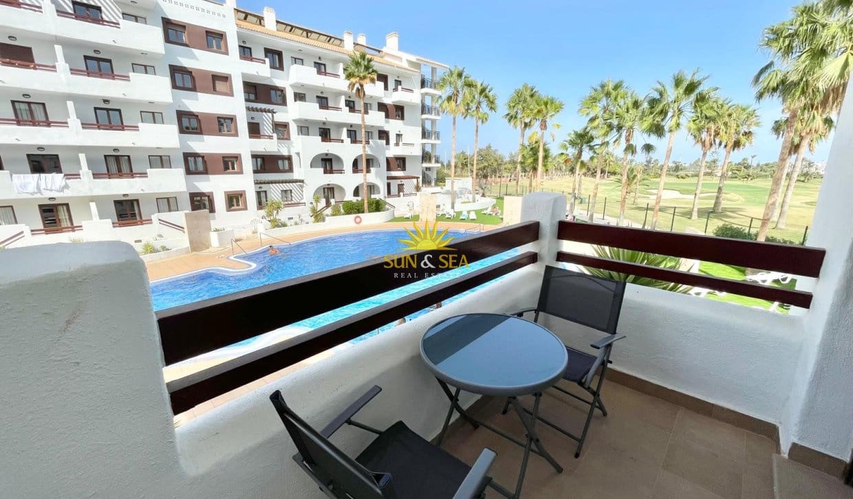 1 bedroom Apartment for rent in Los Alcazares with pool - € 1,100 (Ref: 10023364)