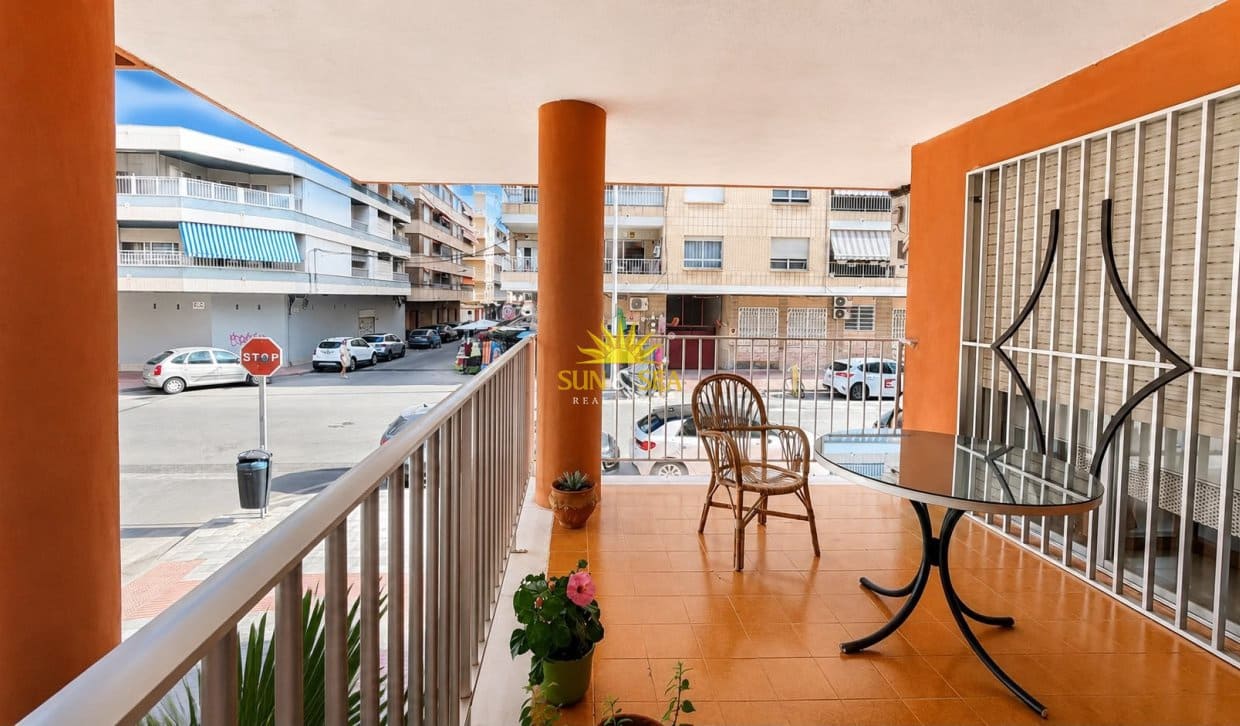 2 makuuhuone Huoneisto lomavuokrausta paikassa Torrevieja - 700 € (Ref: 10023365)