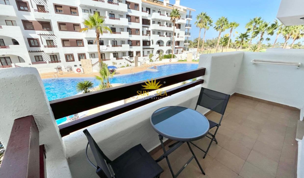 1 soveværelse Lejlighed til leje i Los Alcazares med swimmingpool - € 1.100 (Ref: 10024453)