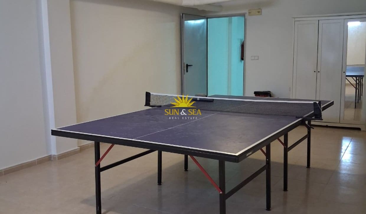 4 slaapkamer Huis te koop in Los Alcazares met zwembad garage - € 239.000 (Ref: 10026002)