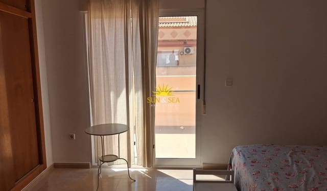 4 slaapkamer Huis te koop in Las Lomas de Rame - Bahía Bella, Los Alcázares met zwembad garage - € 239.000 (Ref: 10026002)
