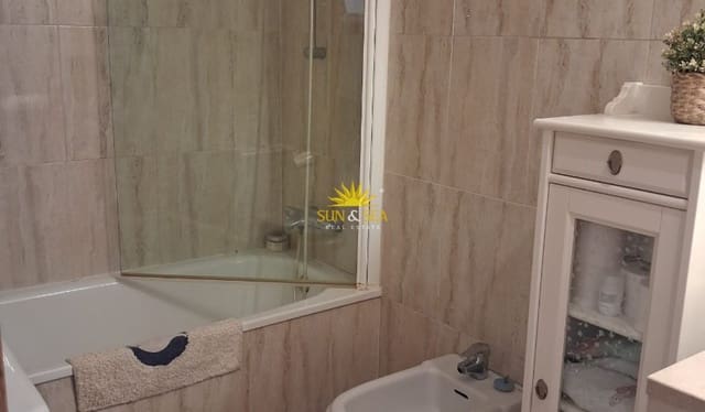 4 slaapkamer Huis te koop in Las Lomas de Rame - Bahía Bella, Los Alcázares met zwembad garage - € 239.000 (Ref: 10026002)