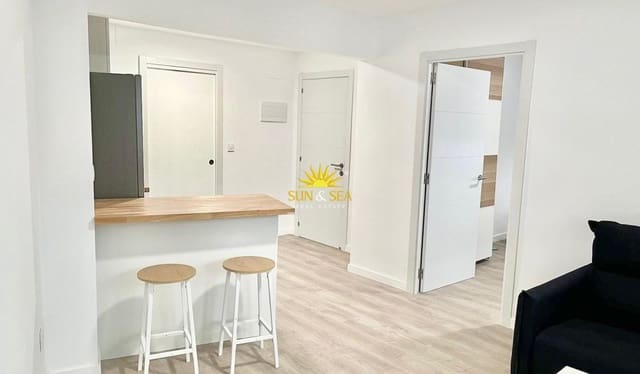 Appartement de 1 chambre à louer à El Campello - 950 € (Ref: 10026506)