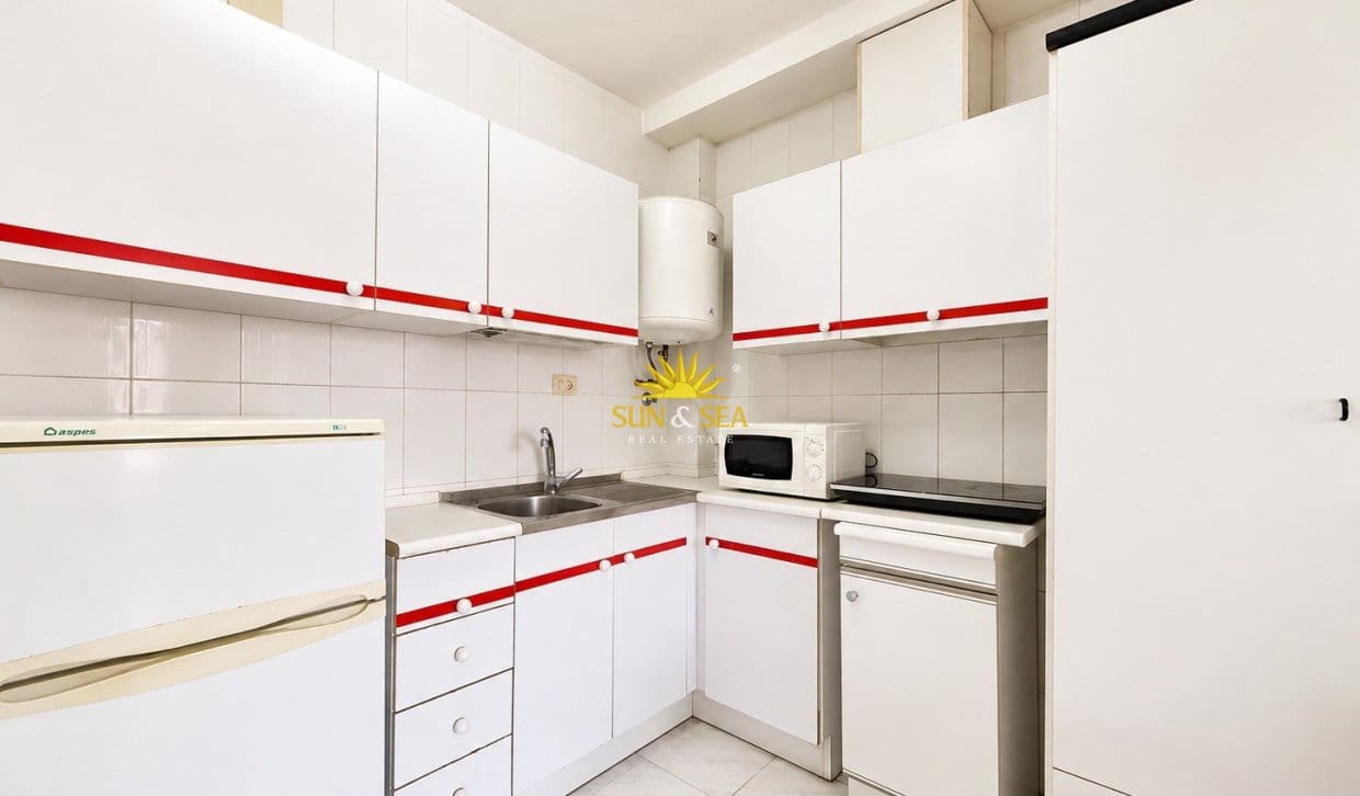 1 bedroom Studio for rent in La Mata with pool - € 650 (Ref: 10026580)