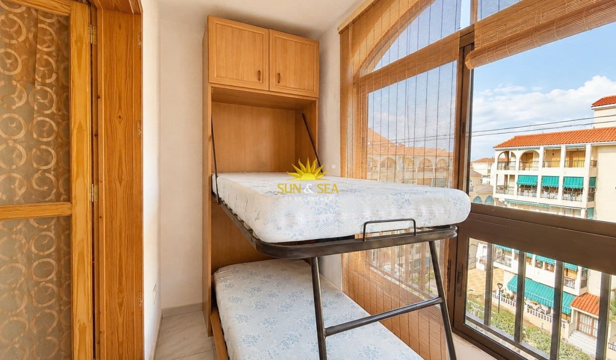 1 bedroom Studio for rent in La Mata with pool - € 650 (Ref: 10026580)