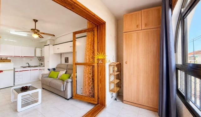 Studio de 1 chambre à louer à La Mata, Torrevieja - 650 € (Ref: 10026580)