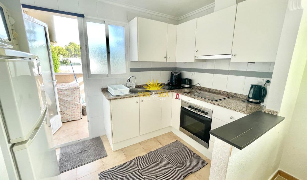 Maison de Ville de 2 chambres à louer à Pinar de Campoverde avec piscine - 1 100 € (Ref: 10029537)