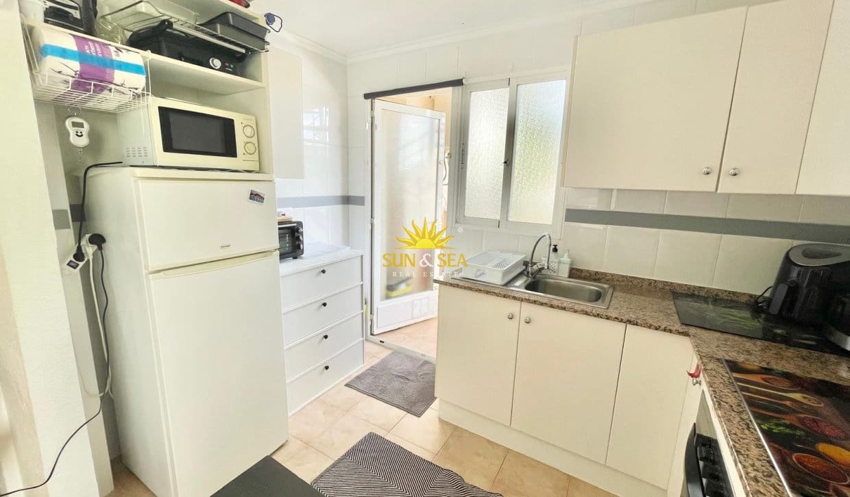 Maison de Ville de 2 chambres à louer à Pinar de Campoverde avec piscine - 1 100 € (Ref: 10029537)