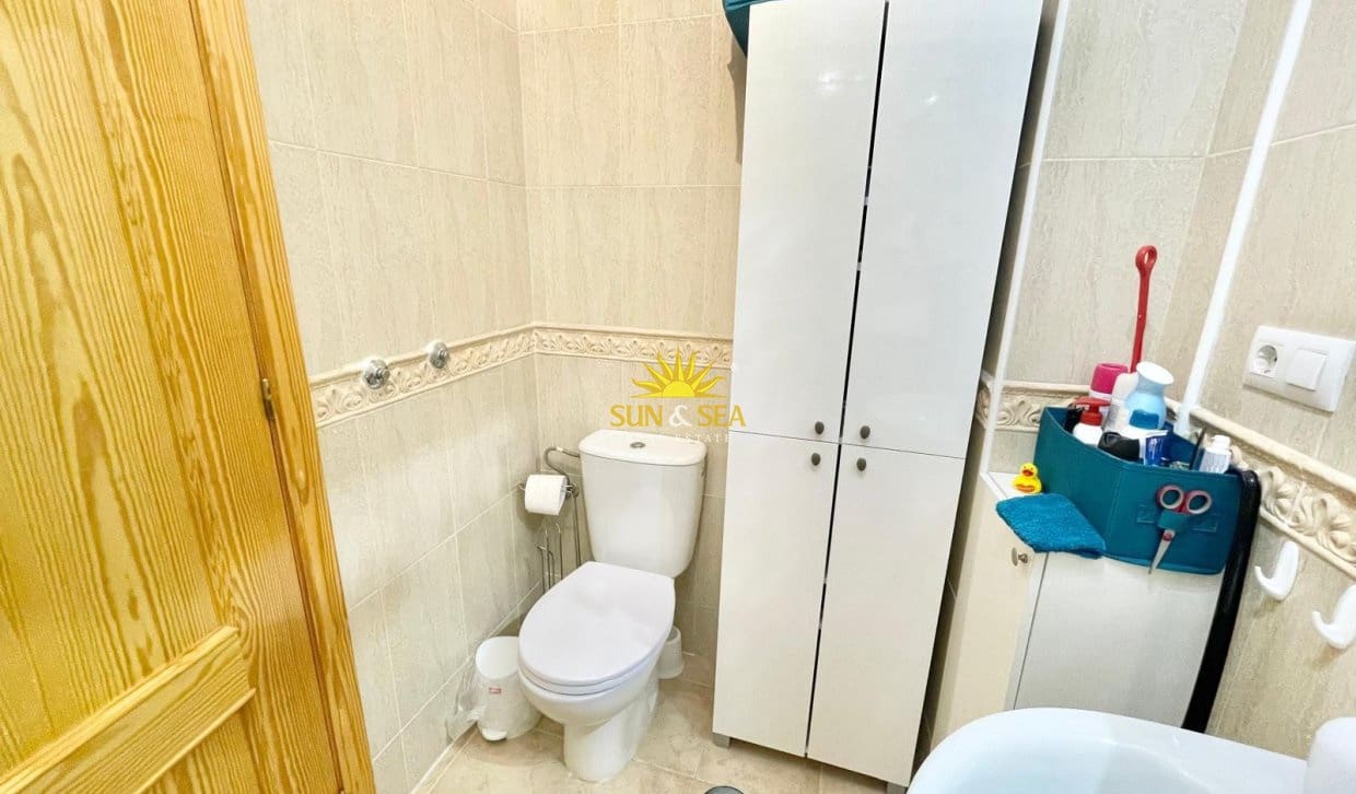 Maison de Ville de 2 chambres à louer à Pinar de Campoverde avec piscine - 1 100 € (Ref: 10029537)