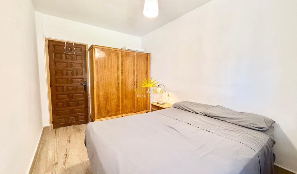 2 makuuhuone Omakotitalo lomavuokrausta paikassa Orihuela Costa - 700 € (Ref: 10029610)