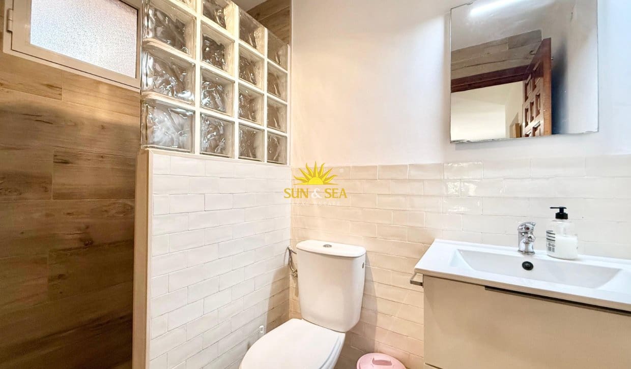 2 makuuhuone Omakotitalo lomavuokrausta paikassa Orihuela Costa - 700 € (Ref: 10029610)
