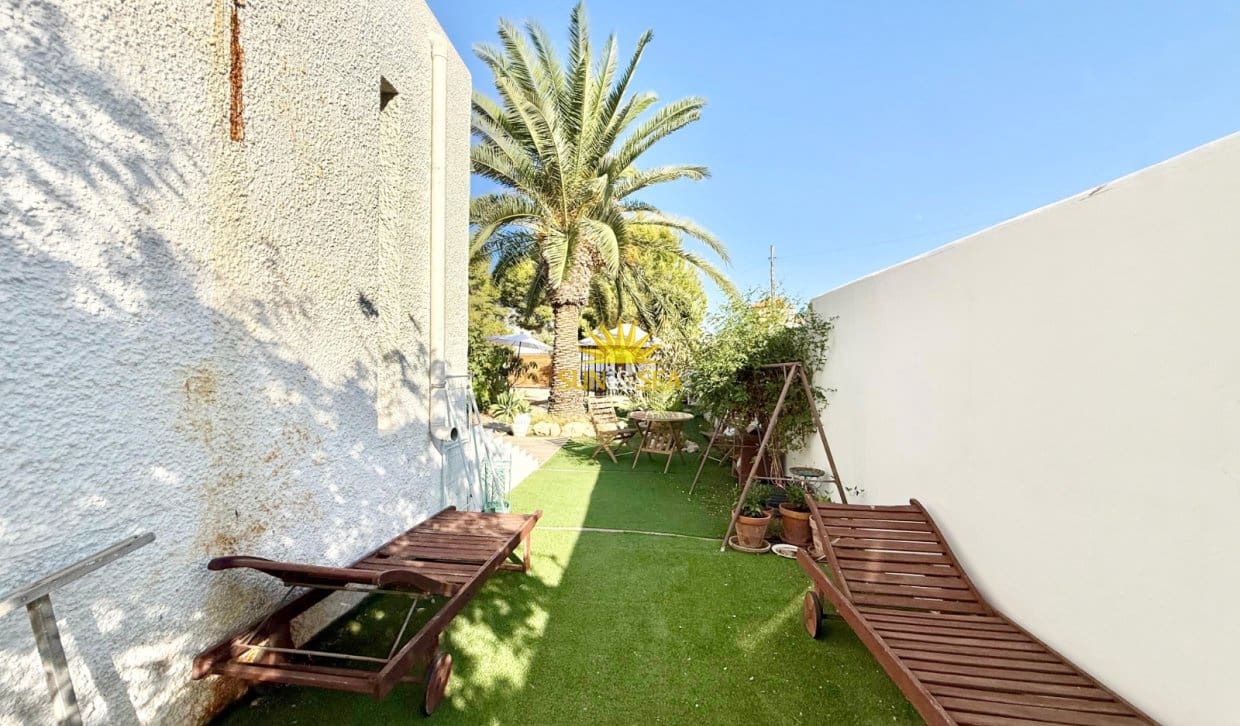 2 makuuhuone Omakotitalo lomavuokrausta paikassa Orihuela Costa - 700 € (Ref: 10029610)