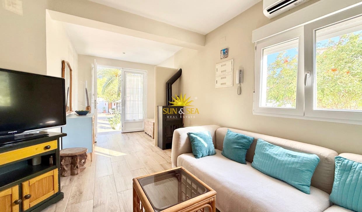 2 makuuhuone Omakotitalo lomavuokrausta paikassa Orihuela Costa - 700 € (Ref: 10029610)