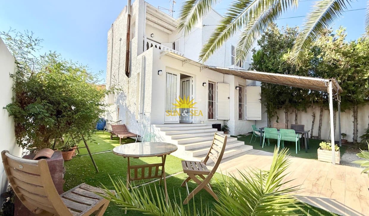 2 makuuhuone Omakotitalo lomavuokrausta paikassa Orihuela Costa - 700 € (Ref: 10029610)