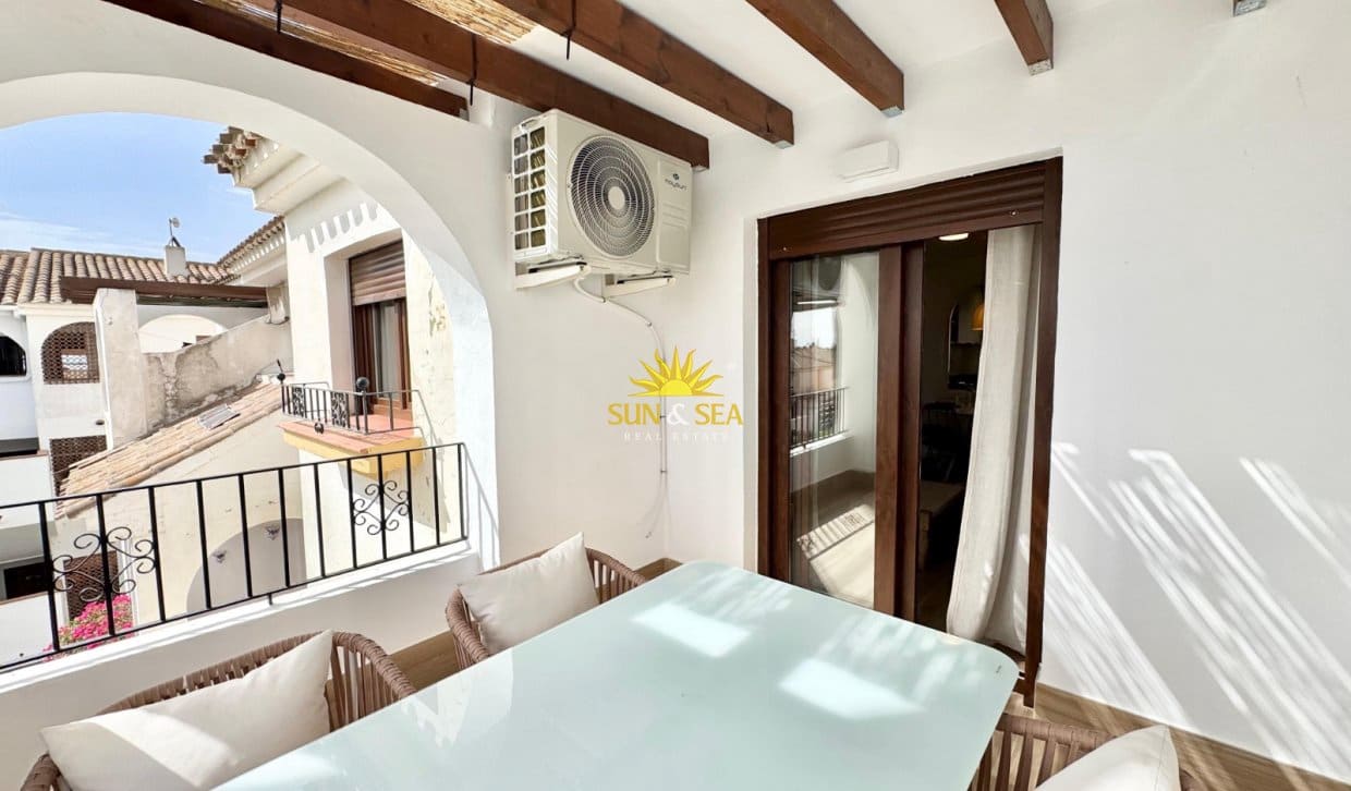 2 Zimmer Apartment zu vermieten in San Javier mit Pool - 900 € (Ref: 10029752)