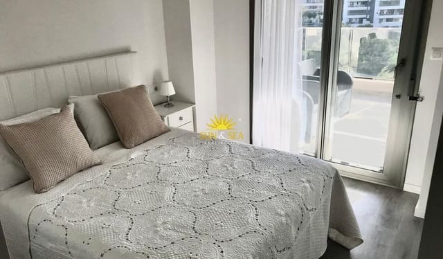 Apartamento de 2 habitaciones en Villamartin, Orihuela en alquiler vacacional con piscina - 1.250 € (Ref: 10029834)
