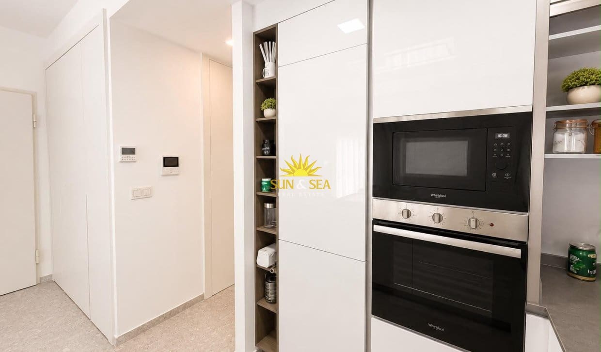 Casa de 3 habitaciones en Los Balcones en venta con piscina - 369.990 € (Ref: 10031261)