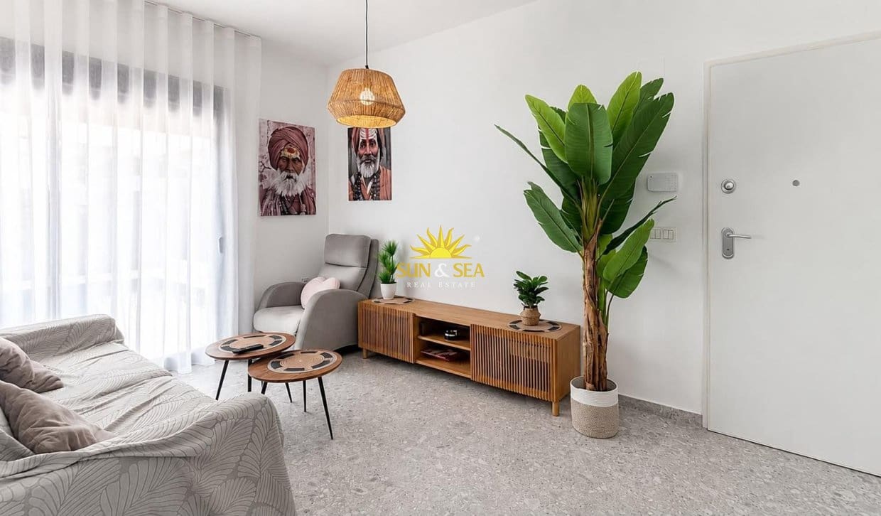 Casa de 3 habitaciones en Los Balcones en venta con piscina - 369.990 € (Ref: 10031261)