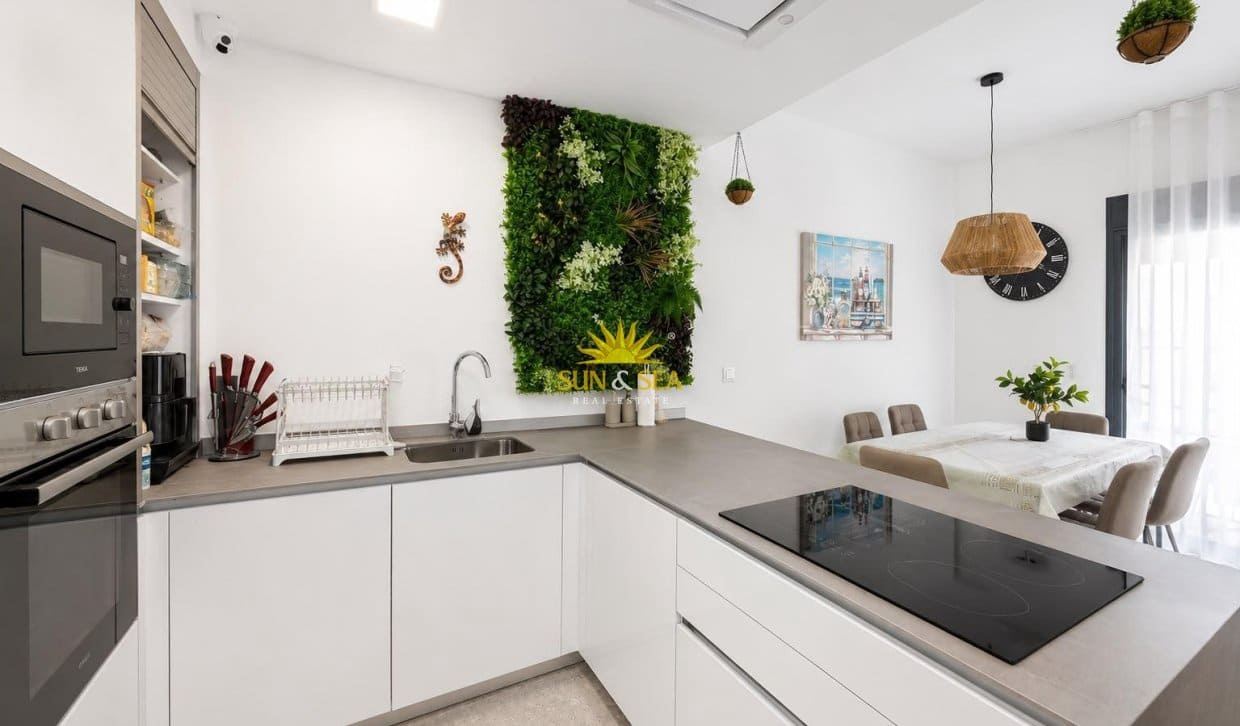 Casa de 3 habitaciones en Los Balcones en venta con piscina - 369.990 € (Ref: 10031261)