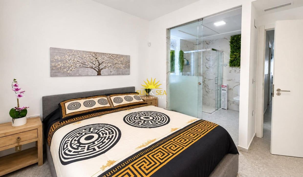 Casa de 3 habitaciones en Los Balcones en venta con piscina - 369.990 € (Ref: 10031261)
