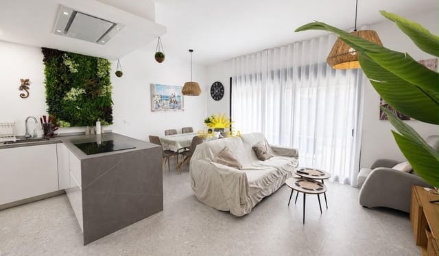 Casa de 3 habitaciones en Los Balcones en venta con piscina - 369.990 € (Ref: 10031261)