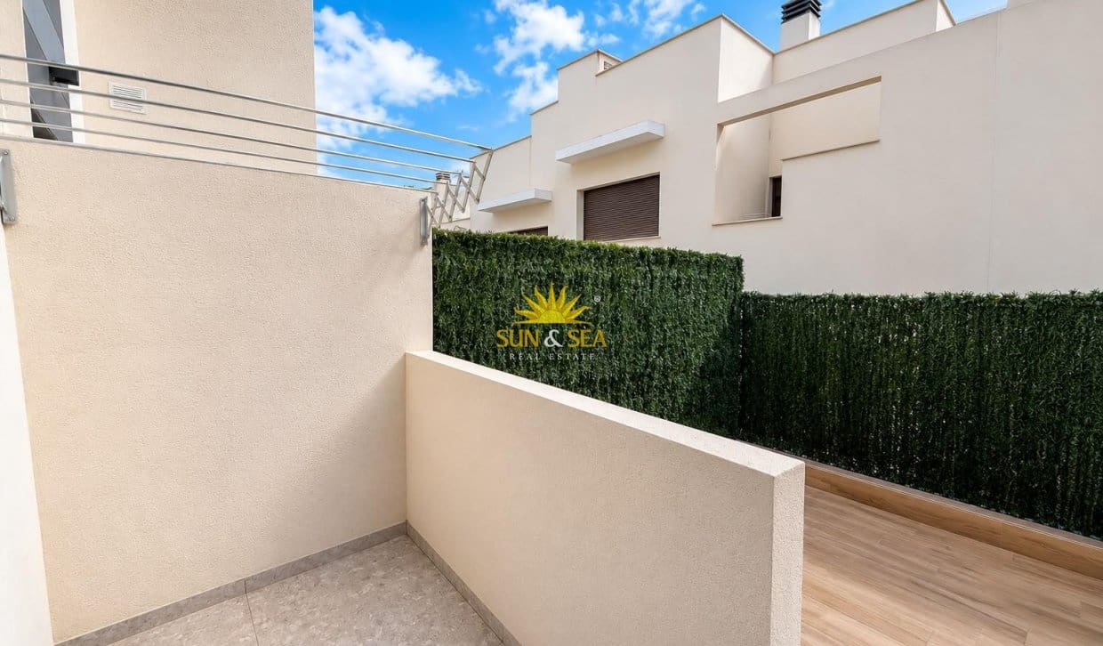 Casa de 3 habitaciones en Los Balcones en venta con piscina - 369.990 € (Ref: 10031261)