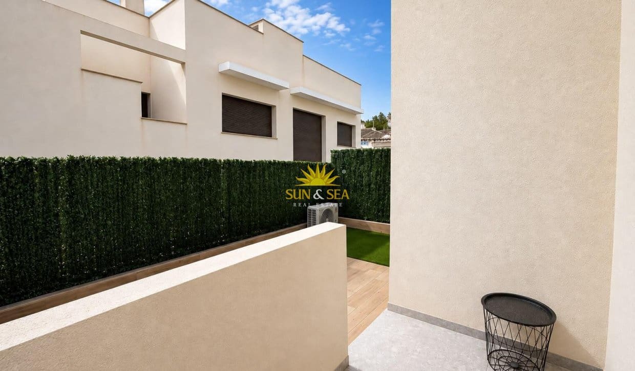 Casa de 3 habitaciones en Los Balcones en venta con piscina - 369.990 € (Ref: 10031261)