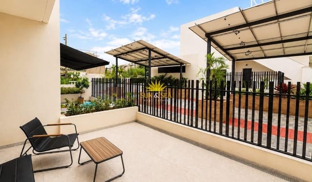 Casa de 3 habitaciones en Los Balcones en venta con piscina - 369.990 € (Ref: 10031261)