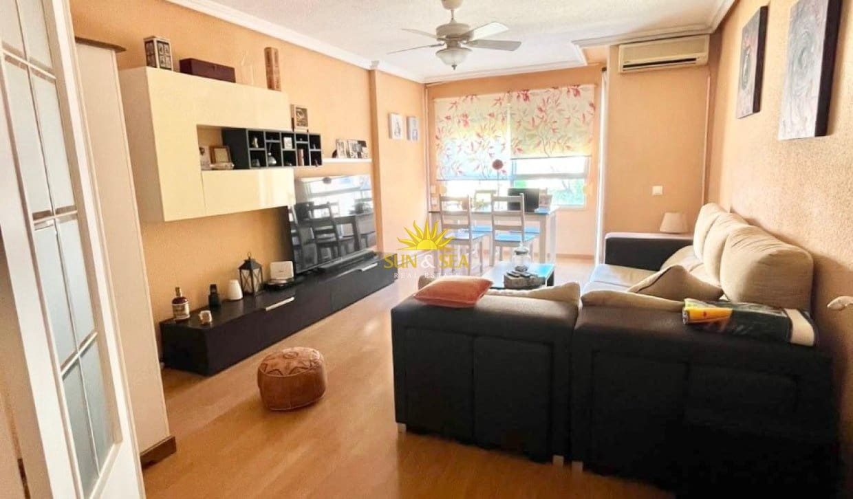 3 makuuhuone Huoneisto lomavuokrausta paikassa Dolores - 1 300 € (Ref: 10032503)