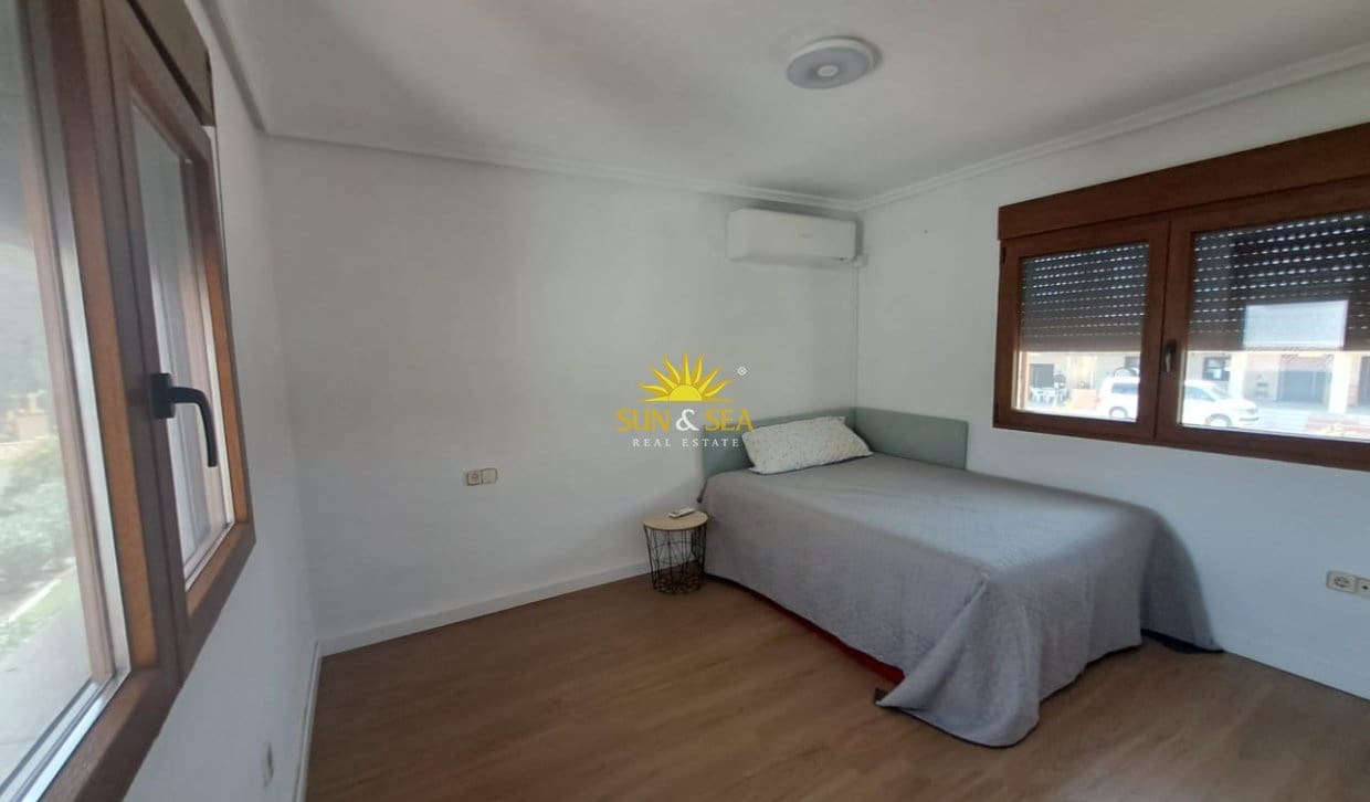 3 makuuhuone Huvila lomavuokrausta paikassa Muchamiel / Mutxamel mukana uima-altaan - 2 300 € (Ref: 10032504)