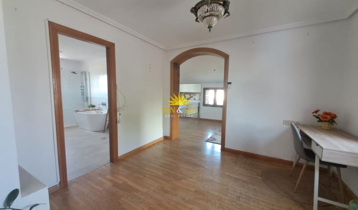 3 makuuhuone Huvila lomavuokrausta paikassa Muchamiel / Mutxamel mukana uima-altaan - 2 300 € (Ref: 10032504)