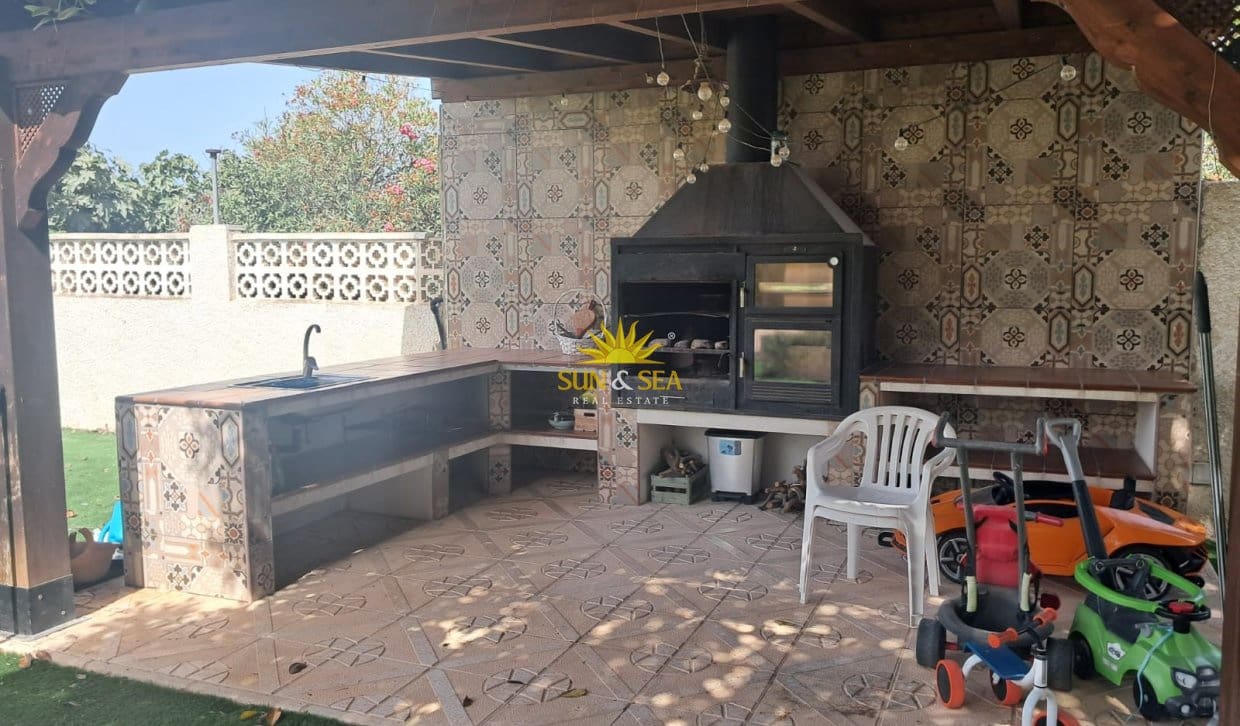 3 makuuhuone Huvila lomavuokrausta paikassa Muchamiel / Mutxamel mukana uima-altaan - 2 300 € (Ref: 10032504)
